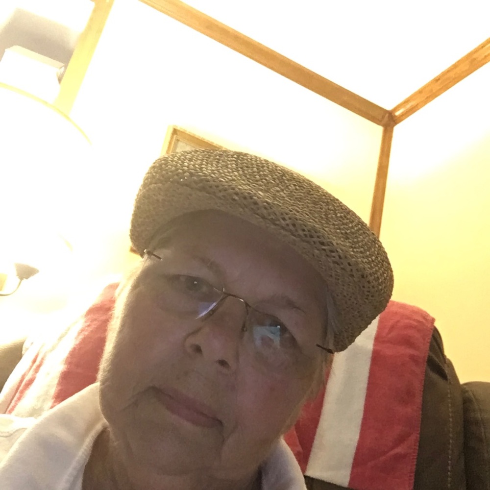 Meet your Posher, Carol